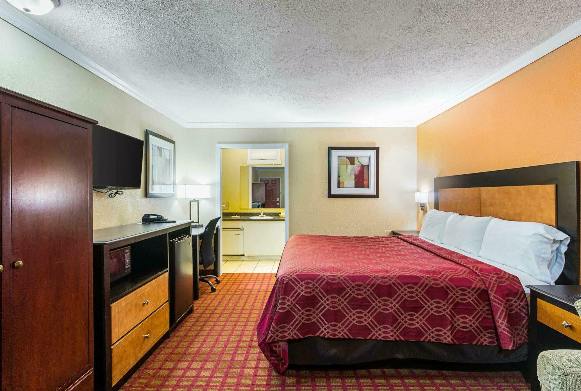 Rodeway Inn West Dodge Omaha Ngoại thất bức ảnh