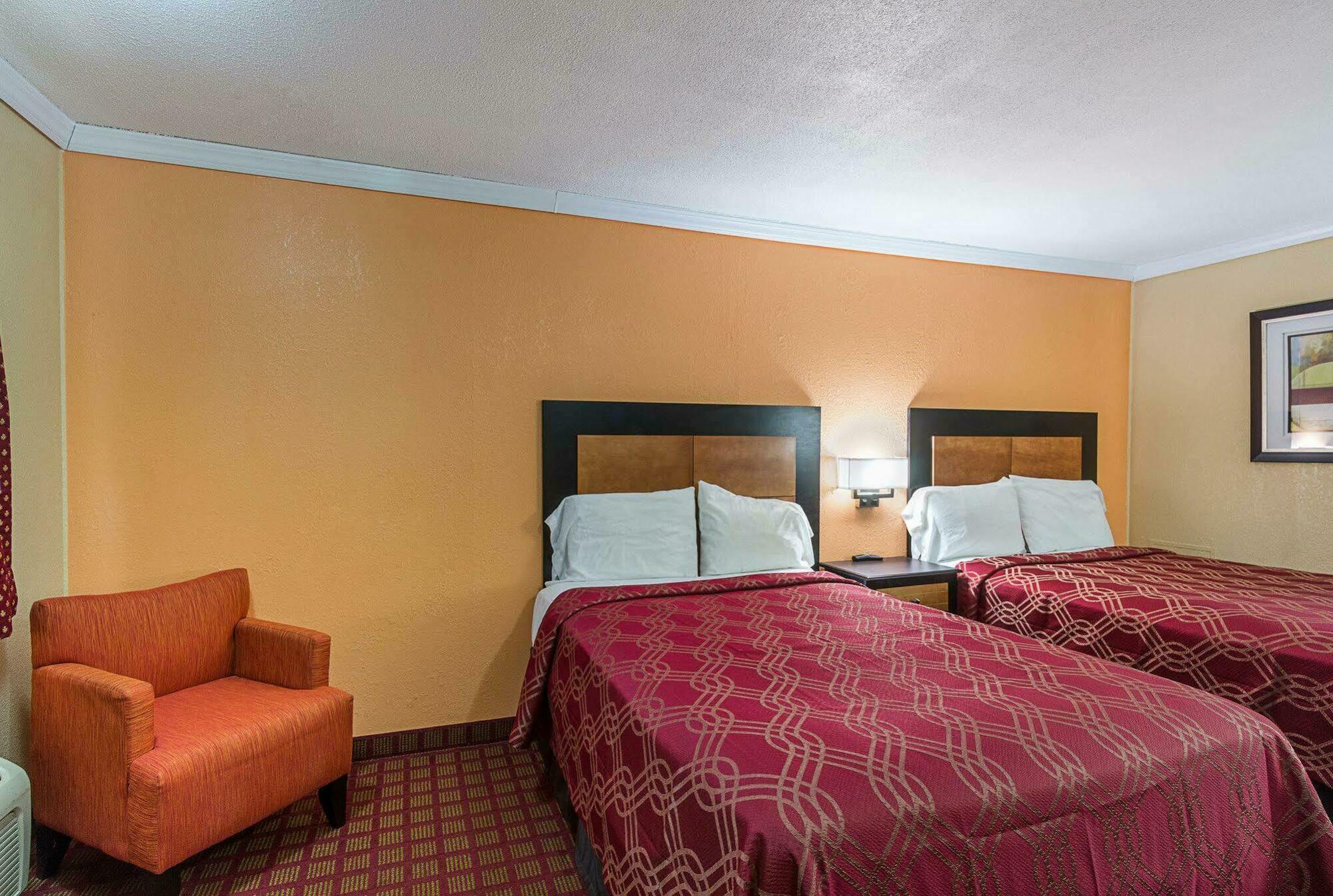 Rodeway Inn West Dodge Omaha Ngoại thất bức ảnh